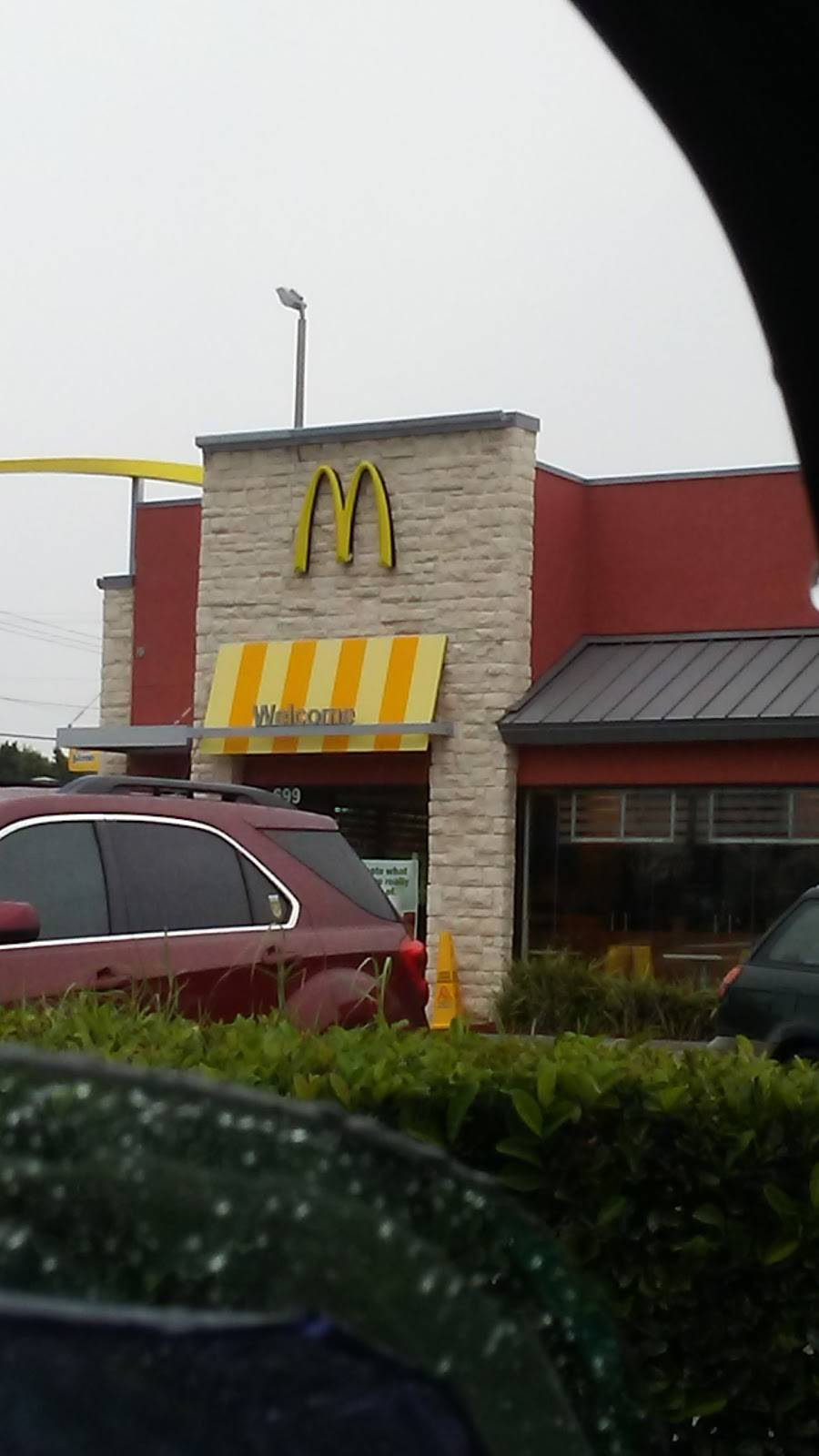 McDonalds | cafe | 699 10th St E, Palmetto, FL 34221, USA | 9417299573 OR +1 941-729-9573