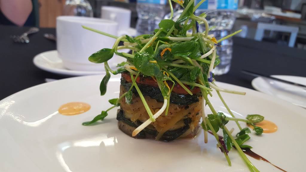 Traiteur Les Cuisines Leblanc | restaurant | 266 Rue Saint-Ignace, La Prairie, QC J5R 1E5, Canada | 4504442258 OR +1 450-444-2258