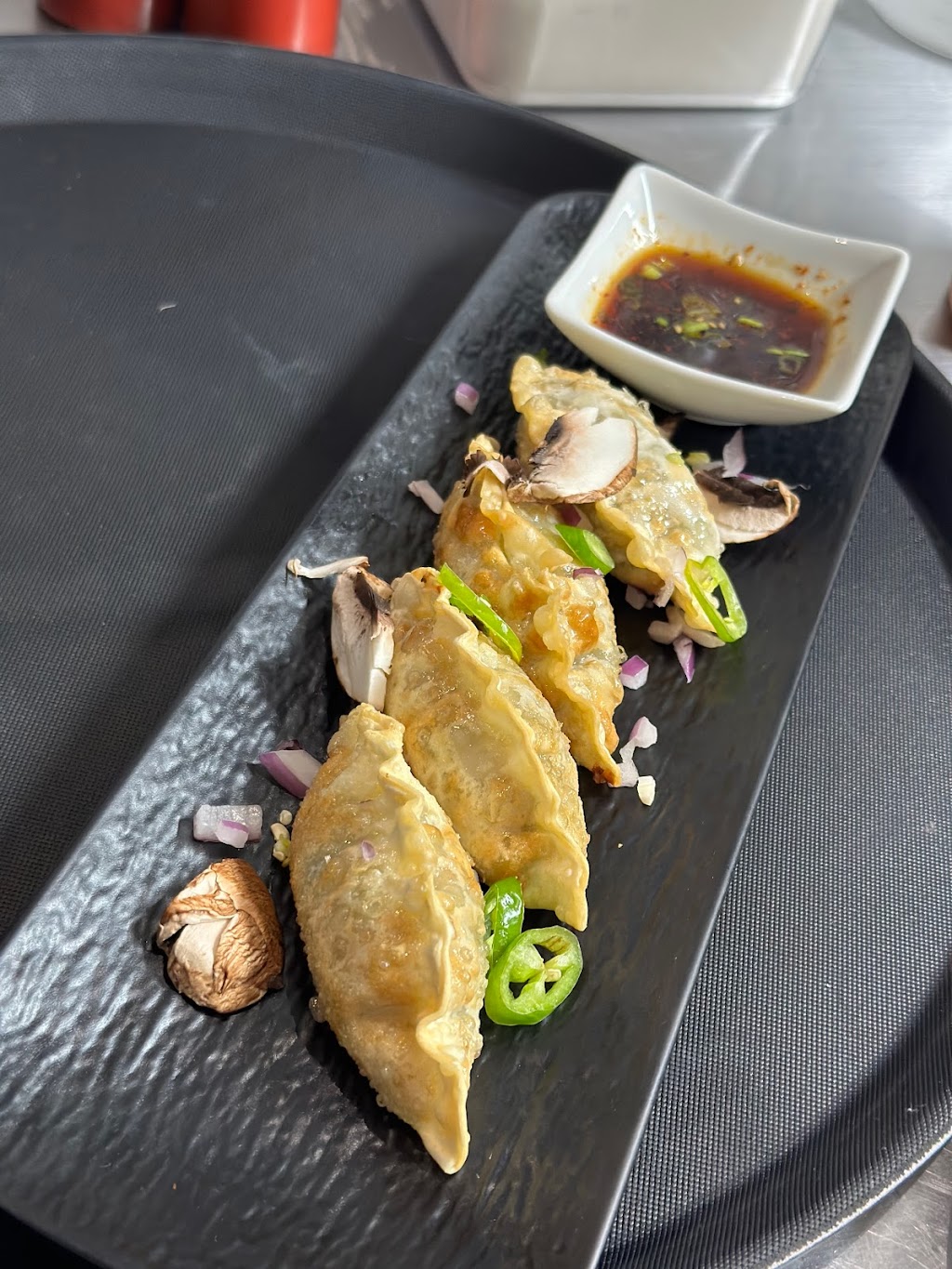 Mini Momo | restaurant | 2441 NW 43rd St, Gainesville, FL 32606, USA | 3524514899 OR +1 352-451-4899