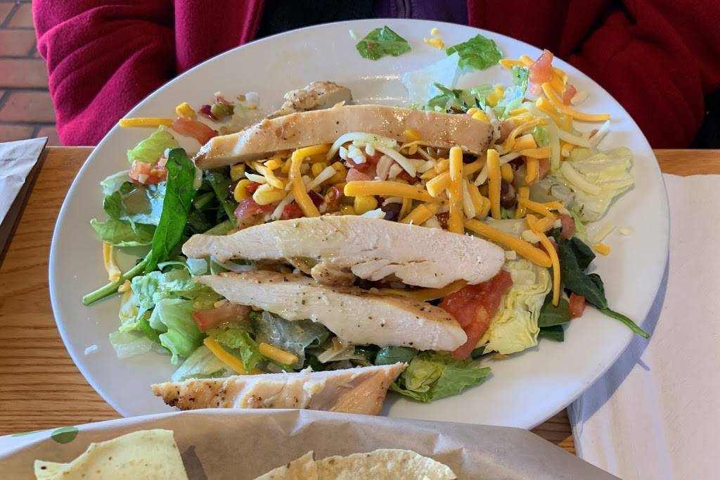 Chilis Grill & Bar | meal takeaway | 2762 N Fairfield Rd, Beavercreek, OH 45431, USA | 9374293979 OR +1 937-429-3979