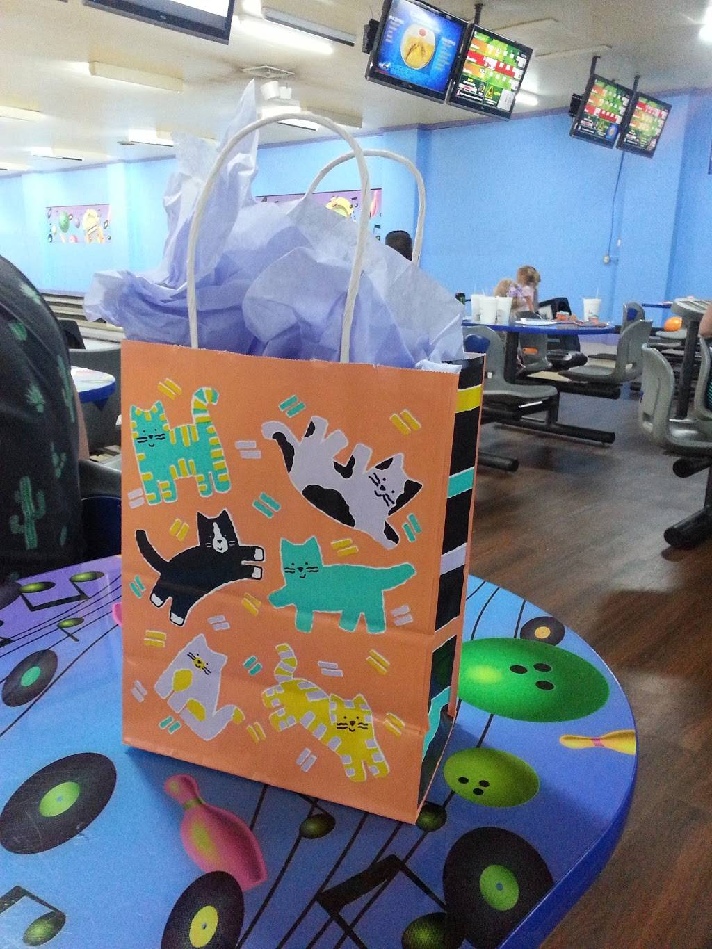 Beech Grove Bowl | restaurant | 95 N 2nd Ave, Beech Grove, IN 46107, USA | 3177843743 OR +1 317-784-3743