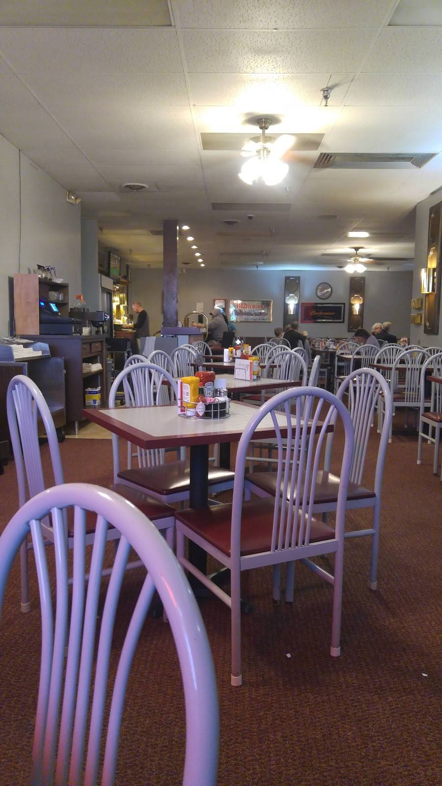 Zekes Place | restaurant | 7700 W Old Shakopee Rd # 115, Bloomington, MN 55438, USA | 9528295629 OR +1 952-829-5629