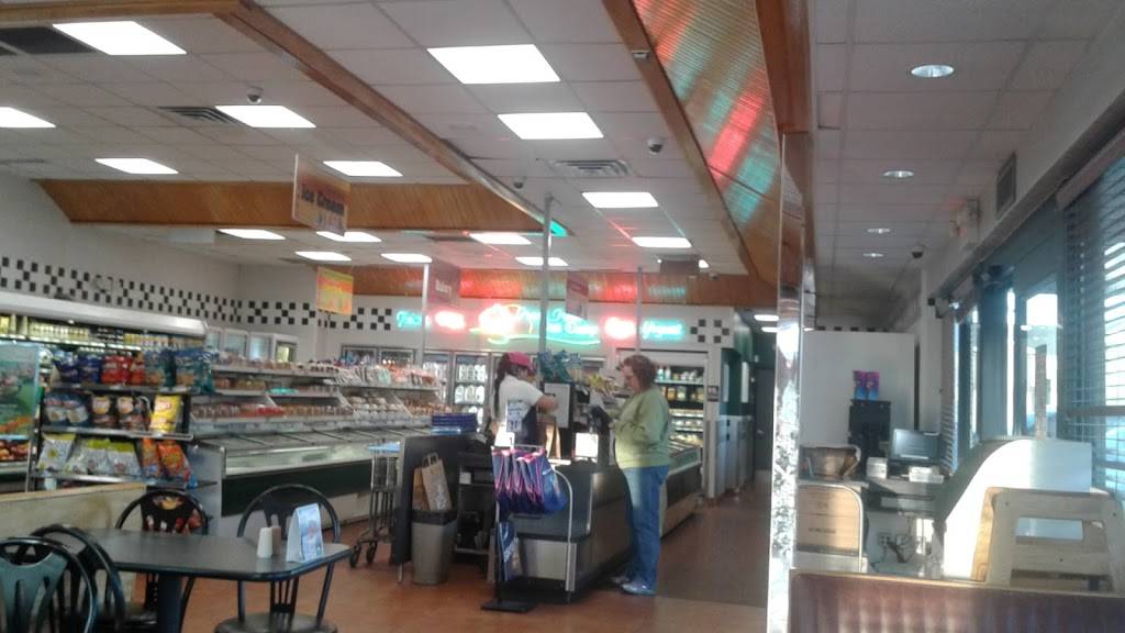 Braums Ice Cream & Burger Restaurant | restaurant | 825 S 1st St, Madill, OK 73446, USA | 5807953777 OR +1 580-795-3777