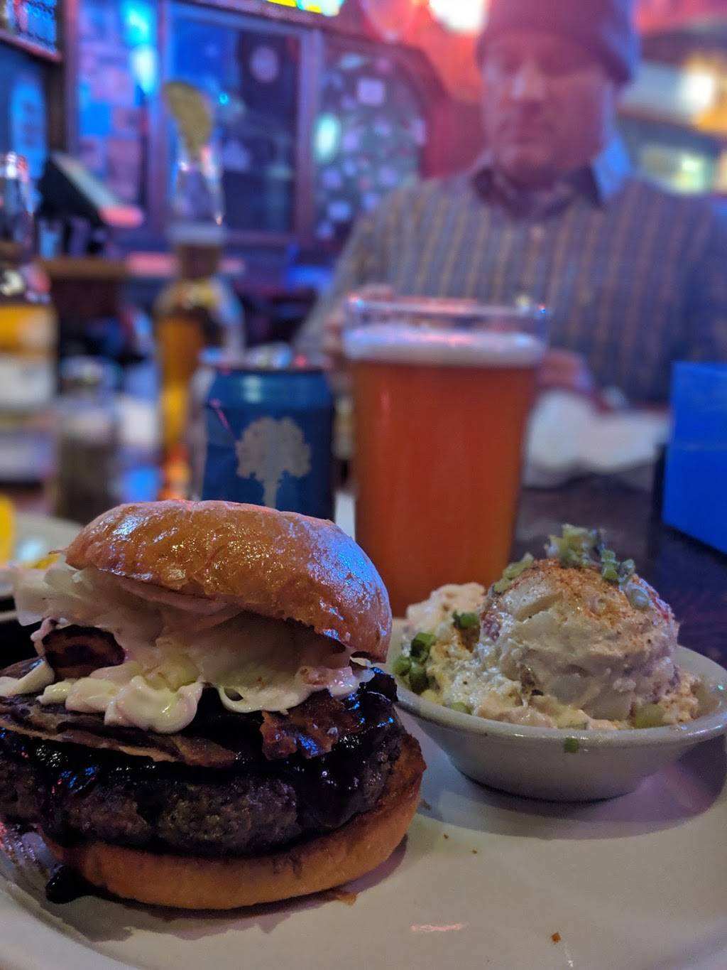 Genes Haufbrau | restaurant | 817 Savannah Hwy, Charleston, SC 29407, USA | 8432254363 OR +1 843-225-4363