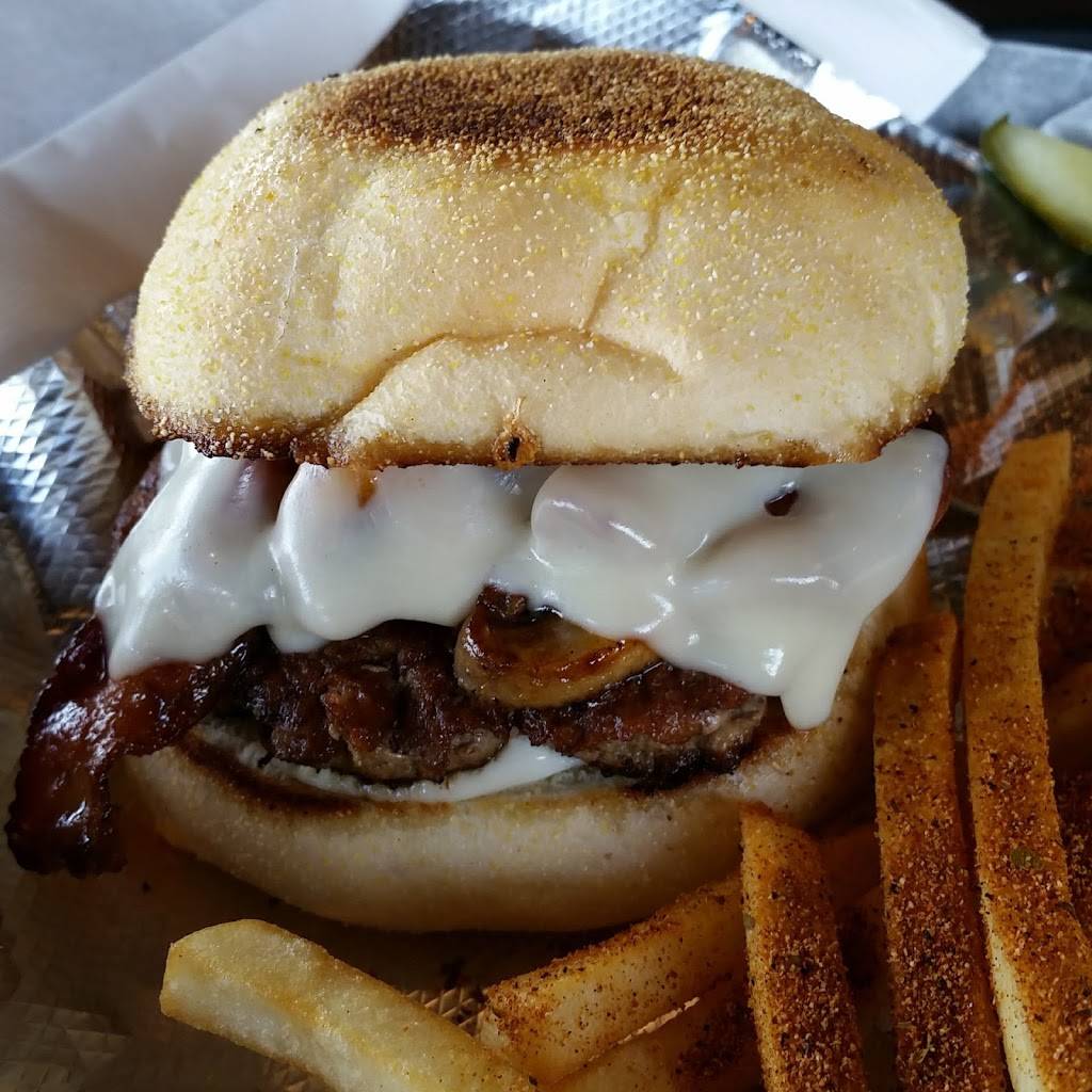 Nicks Gyros | restaurant | 8764 Mentor Ave, Mentor, OH 44060, USA | 4409745138 OR +1 440-974-5138