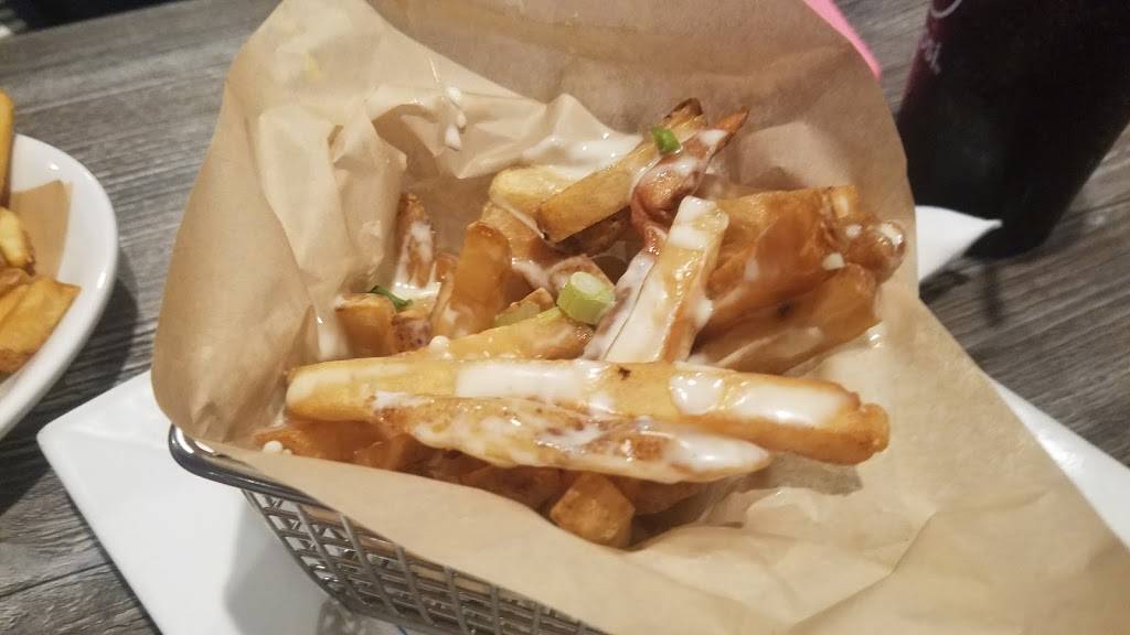 The Inlet On Olde | restaurant | 101 E Walnut Ave, North Wildwood, NJ 08260, USA | 6096002799 OR +1 609-600-2799