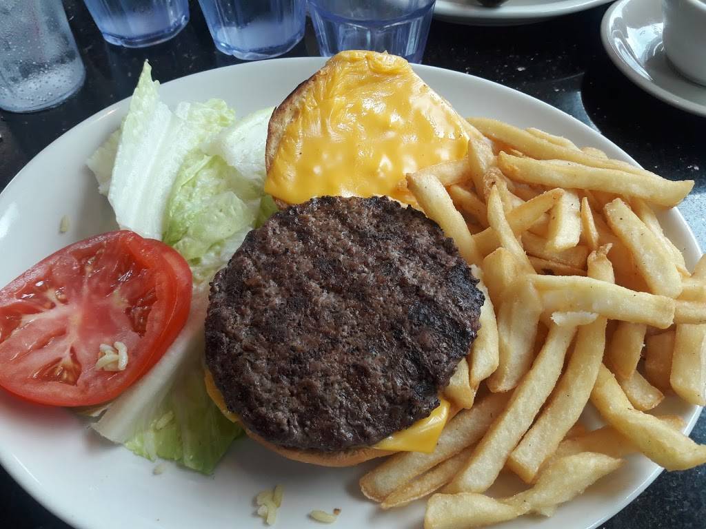 Parkview Diner | restaurant | 2939 Cropsey Ave, Brooklyn, NY 11214, USA | 7183339400 OR +1 718-333-9400