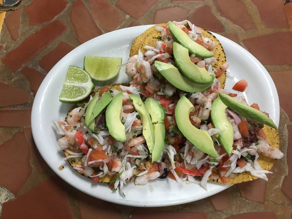 La Bahia | restaurant | 8414 Topanga Canyon Blvd, Canoga Park, CA 91304, USA | 8187040256 OR +1 818-704-0256