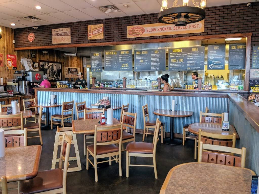 Dickeys Barbecue Pit | restaurant | 12240 Industry Blvd, Jackson, CA 95642, USA | 2092232748 OR +1 209-223-2748