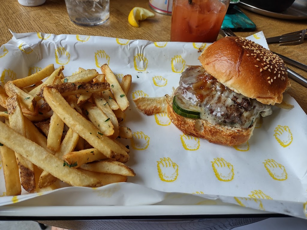 Pioneer Cleveland | restaurant | 2407 Lorain Ave, Cleveland, OH 44113, USA | 2169985355 OR +1 216-998-5355