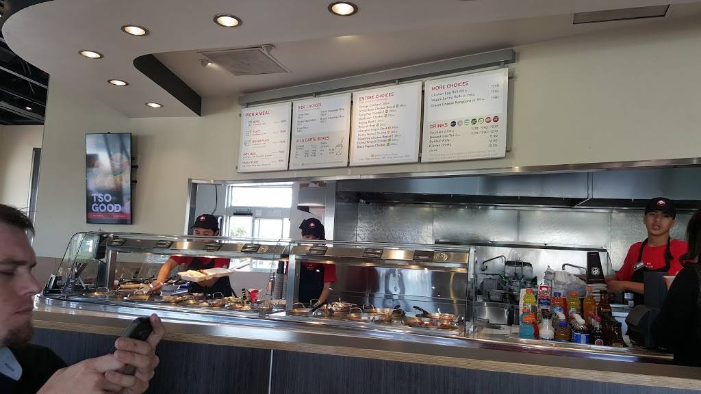 Panda Express | meal takeaway | 1250 Gulfgate Center Mall, Houston, TX 77087, USA | 7136439800 OR +1 713-643-9800