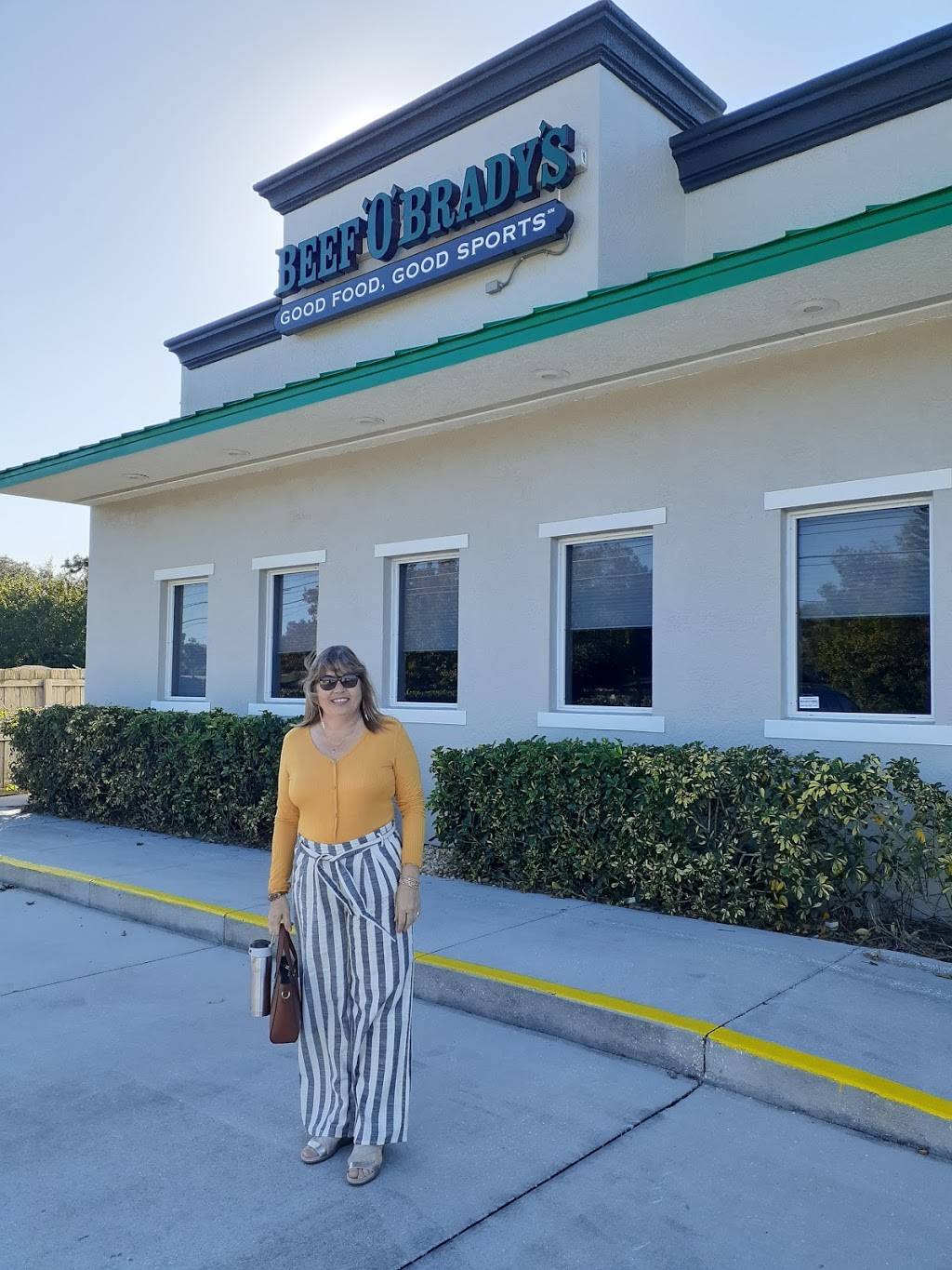 Beef O Bradys | restaurant | 2400 Dairy Rd, West Melbourne, FL 32904, USA | 3213725155 OR +1 321-372-5155