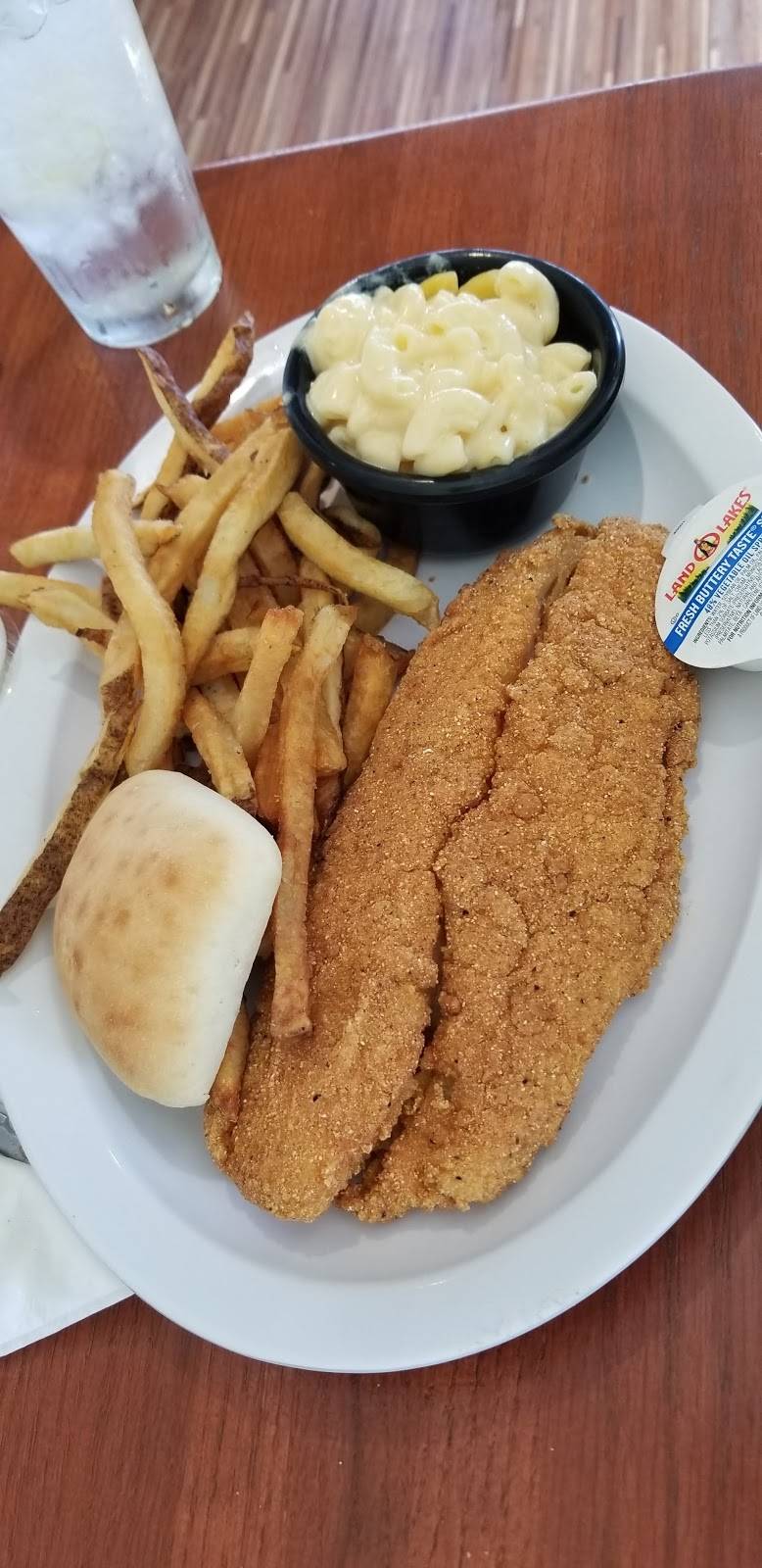 Dockside Cafe | restaurant | 8411 Harrison Bay Rd, Harrison, TN 37341, USA | 4233449998 OR +1 423-344-9998