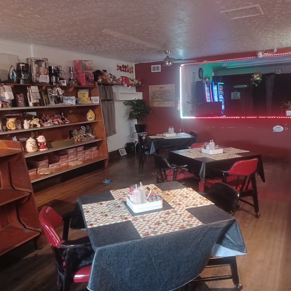 The B&E Market, One stop sin shop | restaurant | 1521 N Delphine Ave, Waynesboro, VA 22980, USA | 2293554208 OR +1 229-355-4208