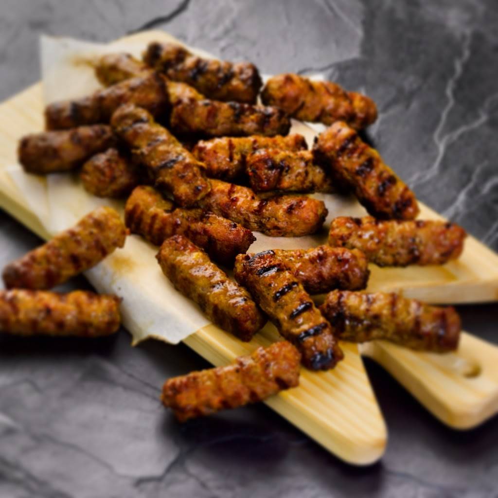 Royal Meats BarBeque | restaurant | 710 Kipling Ave, Etobicoke, ON M8Z 5G5, Canada | 4162511144 OR +1 416-251-1144