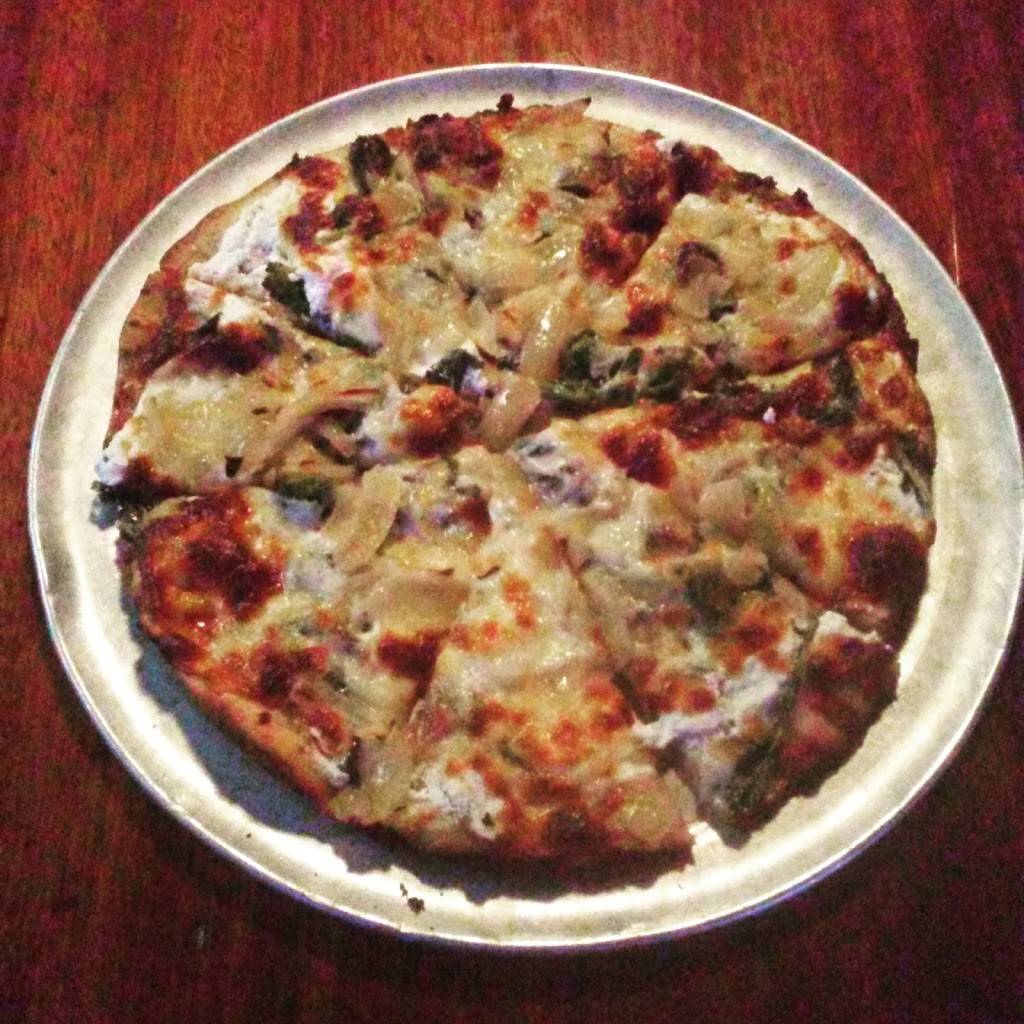 Michaels Pizza | restaurant | 125 Midland Ave, Port Chester, NY 10573, USA | 9149392241 OR +1 914-939-2241