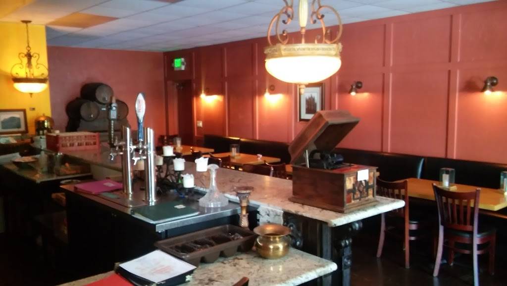 Sampinos Towne Foods | restaurant | 1607 F St, Sacramento, CA 95814, USA | 9164412372 OR +1 916-441-2372