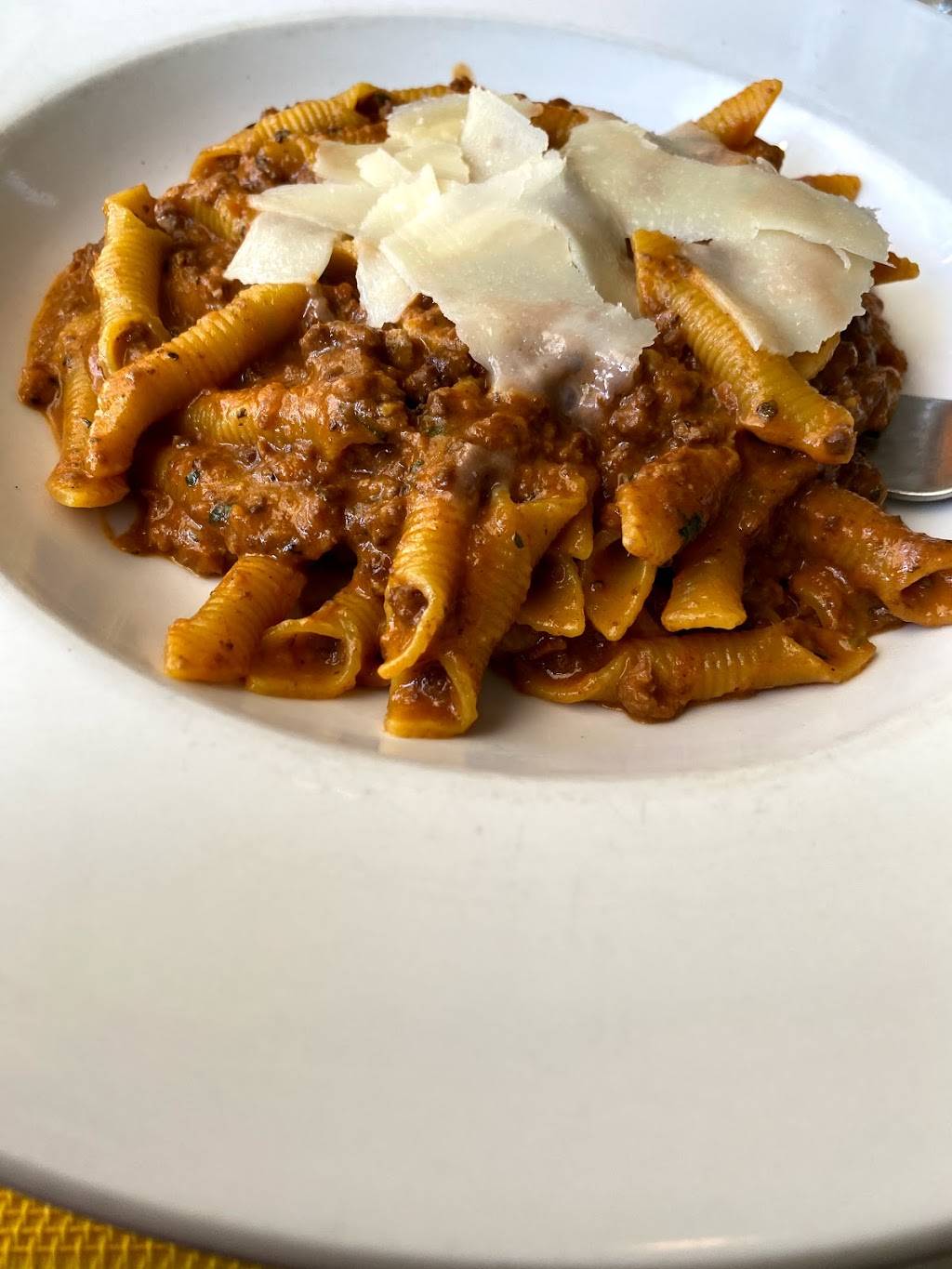 MC Kitchen | restaurant | 4141 NE 2nd Ave #101a, Miami, FL 33137, USA | 3054569948 OR +1 305-456-9948