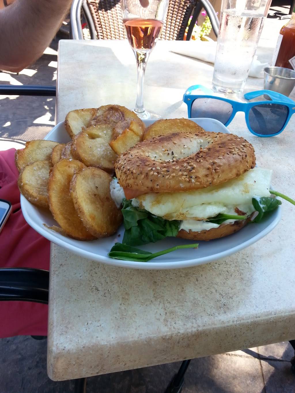 Wine Bar Rocky River | restaurant | 1313 Linda St, Rocky River, OH 44116, USA | 4407994300 OR +1 440-799-4300