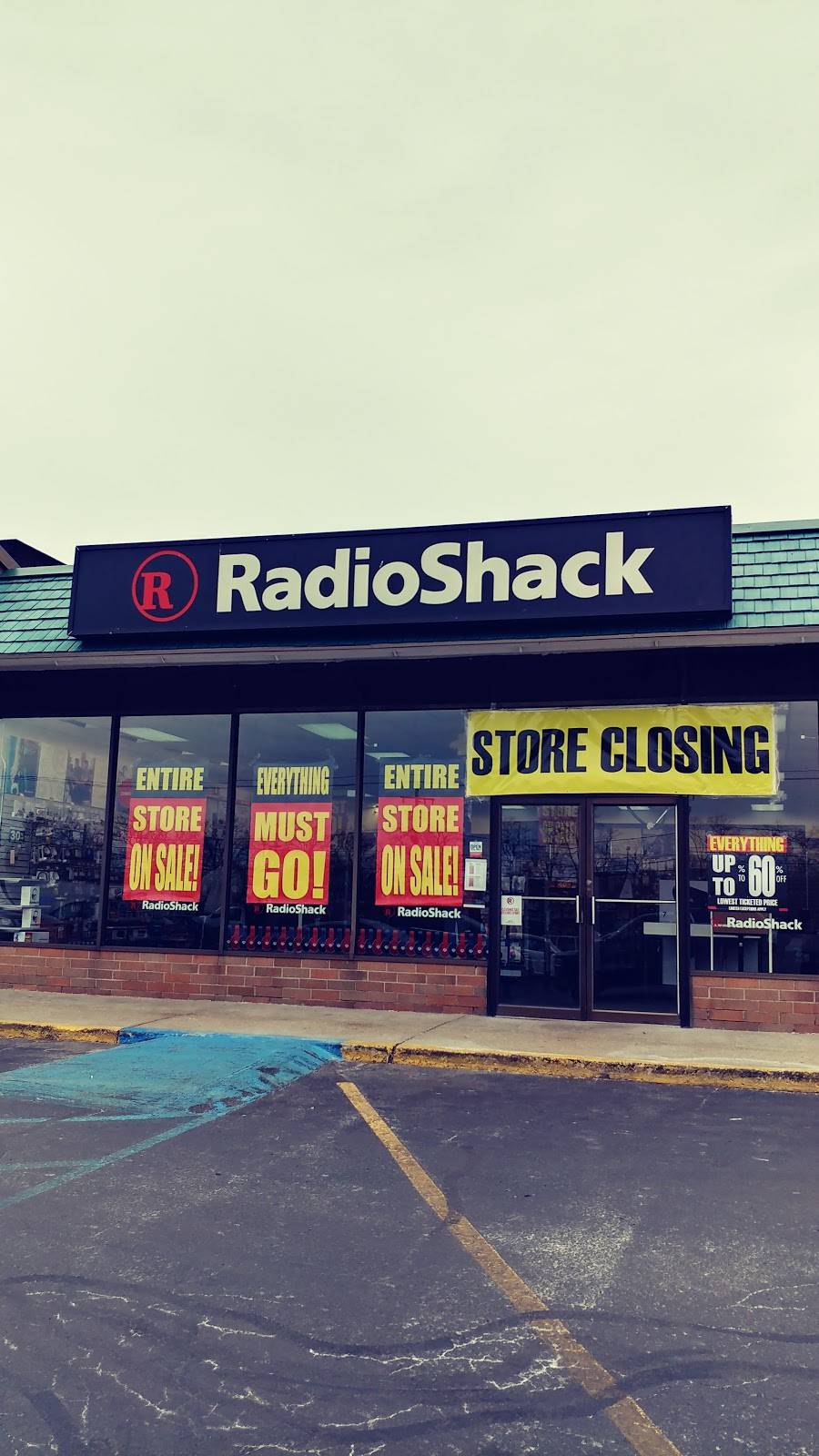 Moes Southwest Grill | restaurant | 1081 Old Country Rd, Riverhead, NY 11901, USA | 6317409152 OR +1 631-740-9152