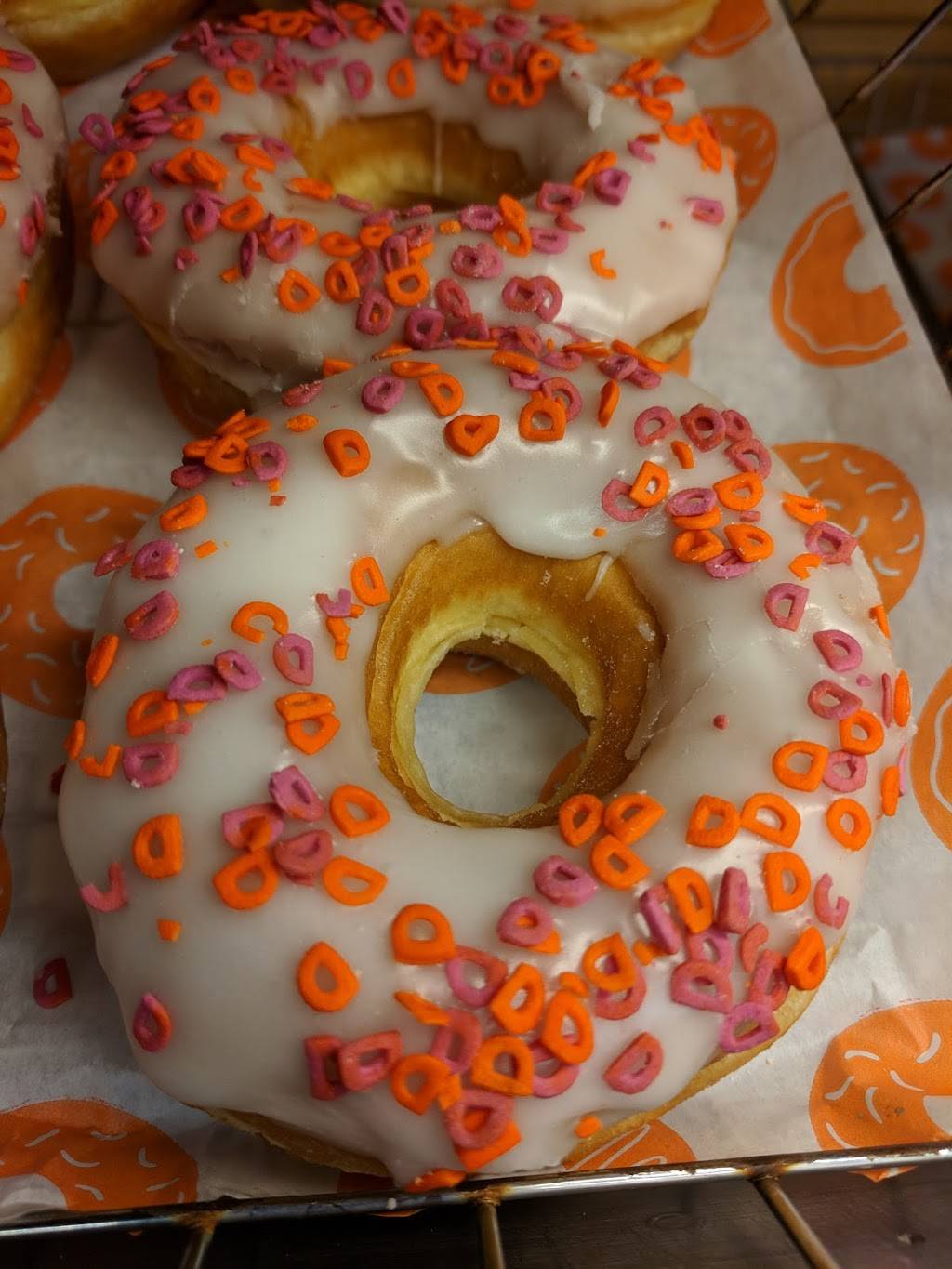 Dunkin | bakery | 8 NH-111, Atkinson, NH 03811, USA | 6033625160 OR +1 603-362-5160