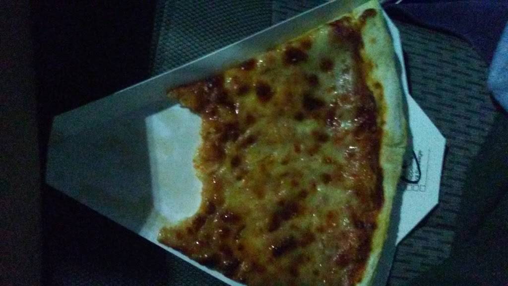 Caseys | meal takeaway | 2125 N Main St, Princeton, IL 61356, USA | 8158722648 OR +1 815-872-2648