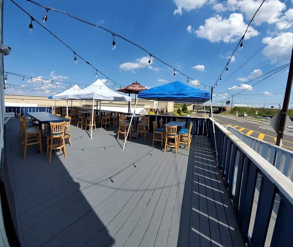 Sharkey’s Grill & Ale House | restaurant | 7401 State Rd., Philadelphia, PA 19136, USA | 2156138944 OR +1 215-613-8944