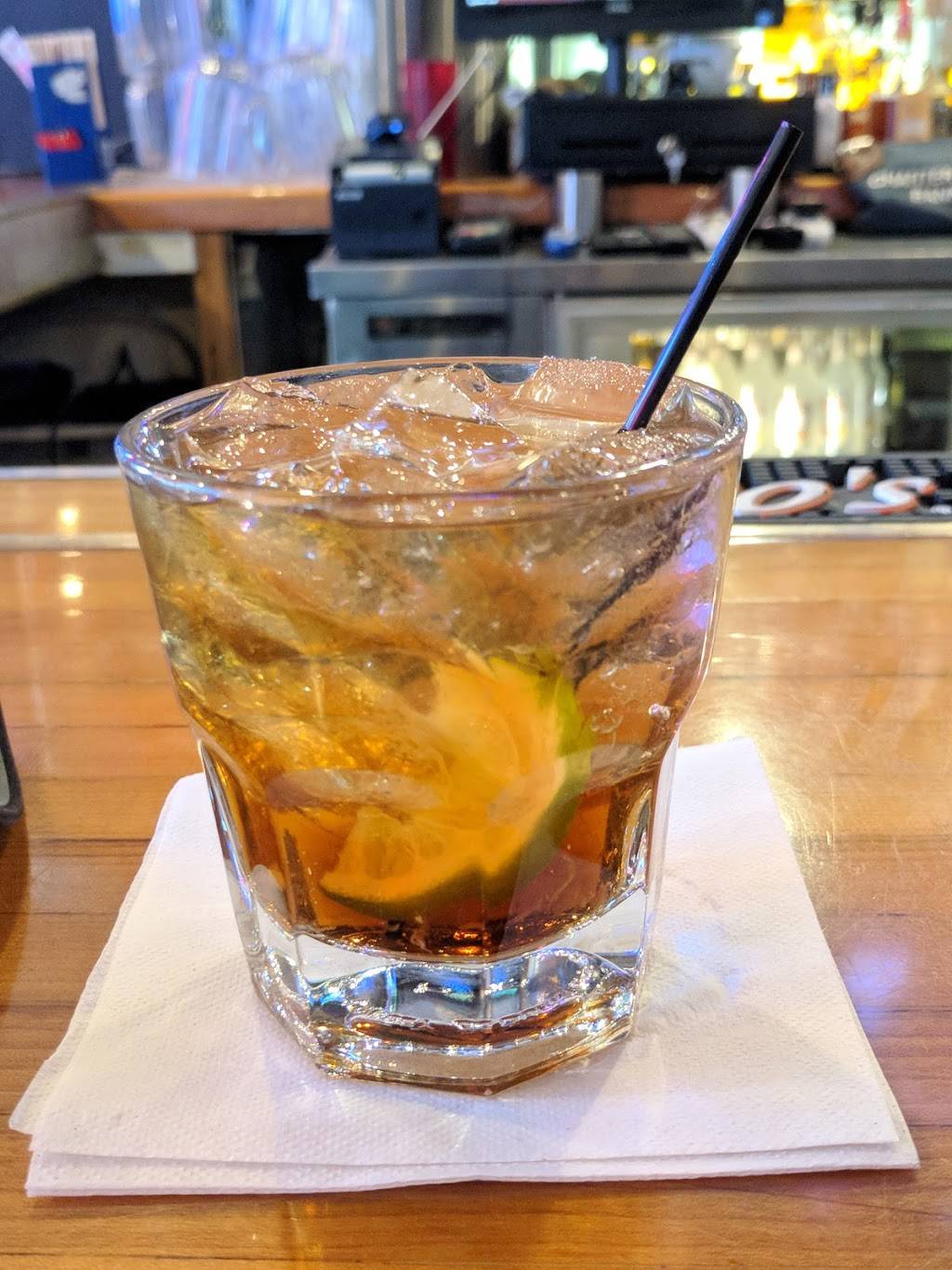 Penn Bar & Grill | restaurant | 820 Penniman Ave, Plymouth, MI 48170, USA | 7344533570 OR +1 734-453-3570