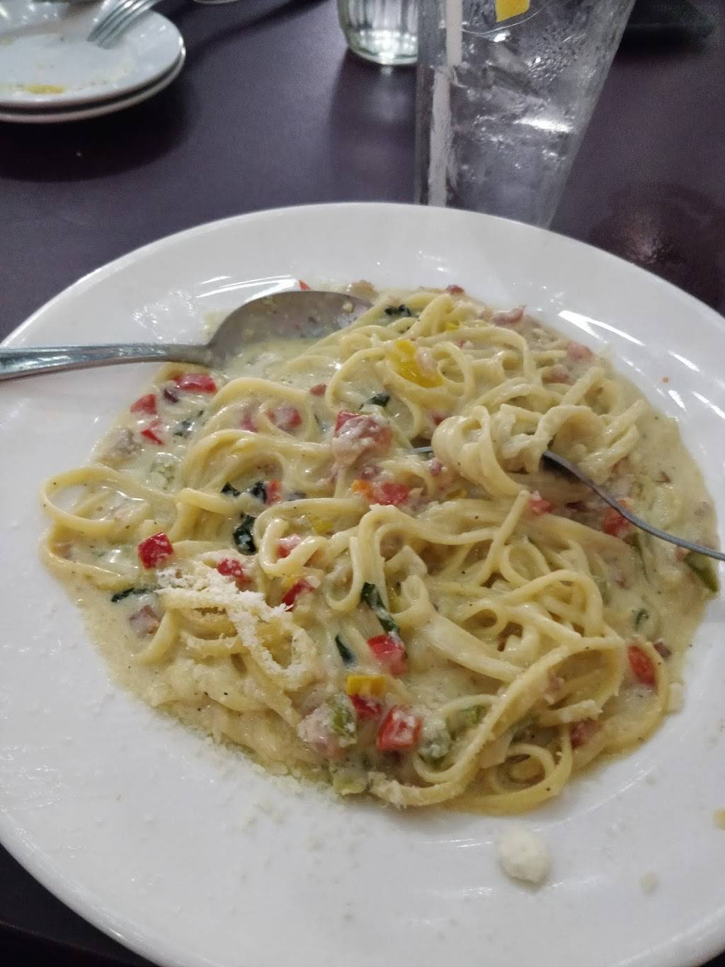 Michelinas Restaurant & Pizzeria | restaurant | 1835 SE Federal Hwy, Stuart, FL 34994, USA | 7722863455 OR +1 772-286-3455