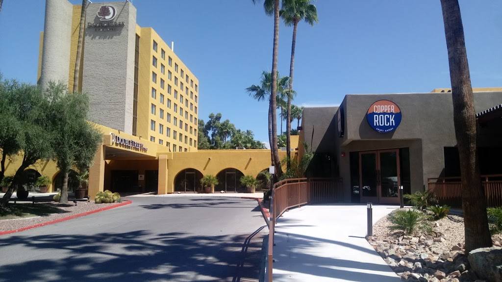 Copper Rock Craft Eatery | restaurant | 445 S Alvernon Way, Tucson, AZ 85711, USA | 5203235210 OR +1 520-323-5210