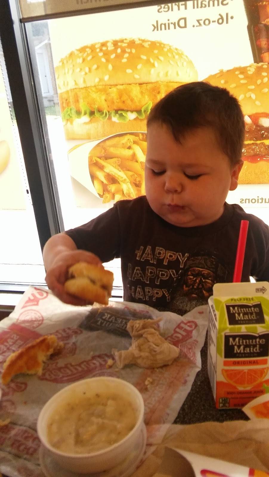 Hardees Red Burrito | restaurant | 206 S Main St, Clover, SC 29710, USA | 8032229092 OR +1 803-222-9092