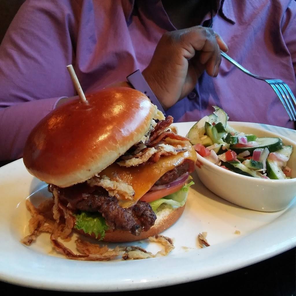 Hudson Grille | restaurant | 4046 Peachtree Rd NE, Atlanta, GA 30319, USA | 4042330313 OR +1 404-233-0313