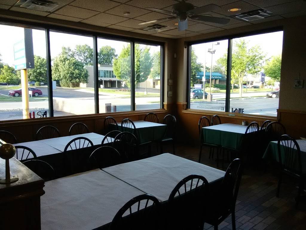 Mama Marias Pizza | restaurant | 130 W Vallette St, Elmhurst, IL 60126, USA | 6308320555 OR +1 630-832-0555