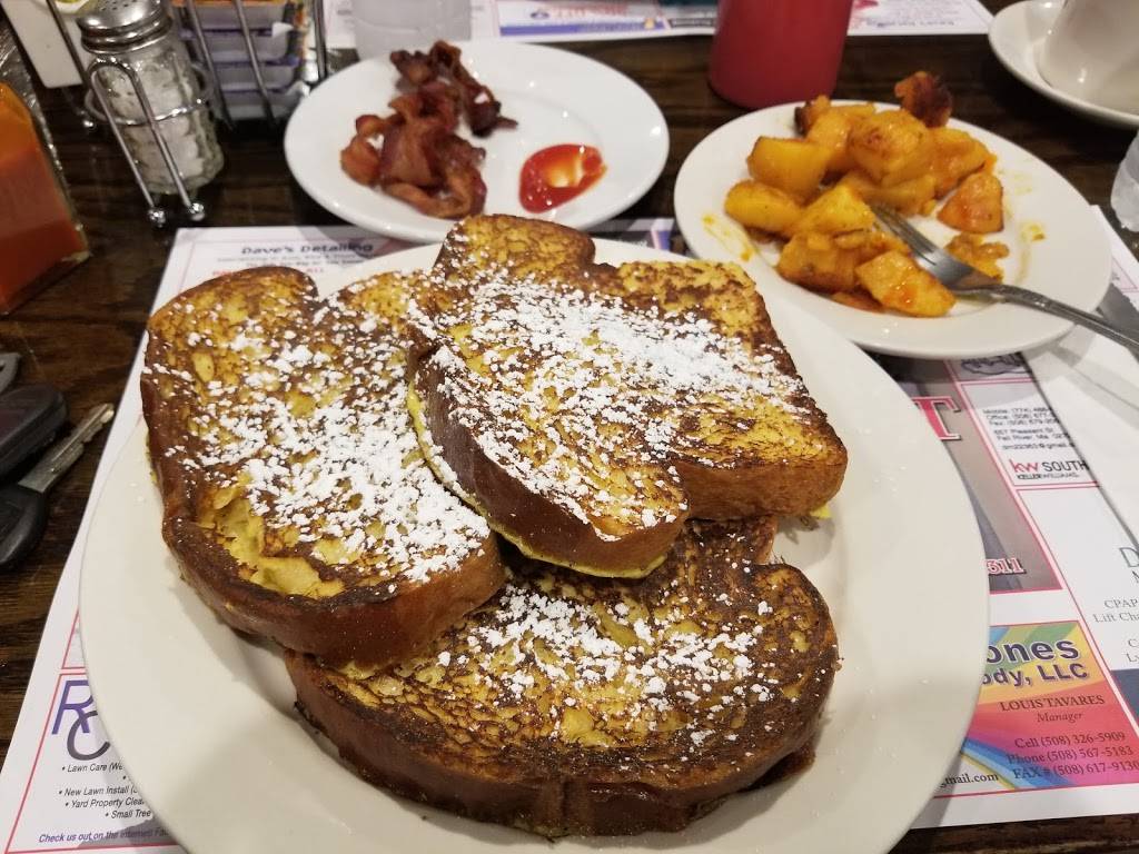 Ginas Restaurant | restaurant | 950 Wilson Rd, Fall River, MA 02720, USA | 5086794311 OR +1 508-679-4311