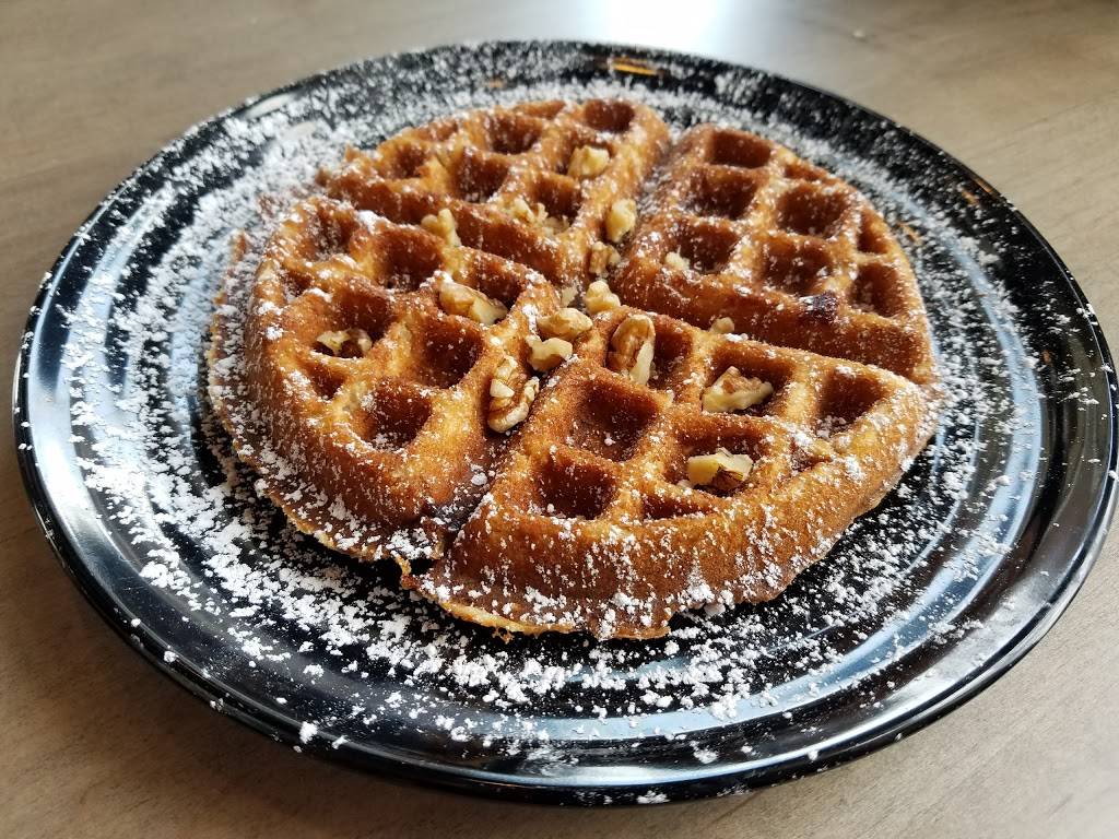 Wally Waffle | restaurant | 100 North Ave #101, Tallmadge, OH 44278, USA | 3306337400 OR +1 330-633-7400