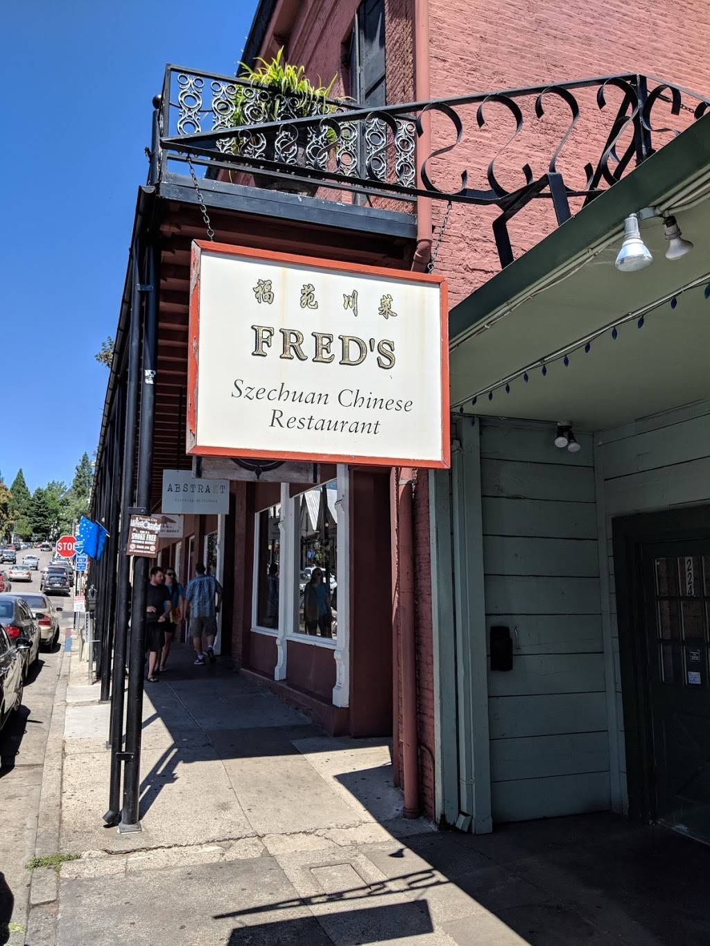 Freds Szechuan Chinese Restaurant | restaurant | 224 Broad St, Nevada City, CA 95959, USA | 5304789072 OR +1 530-478-9072