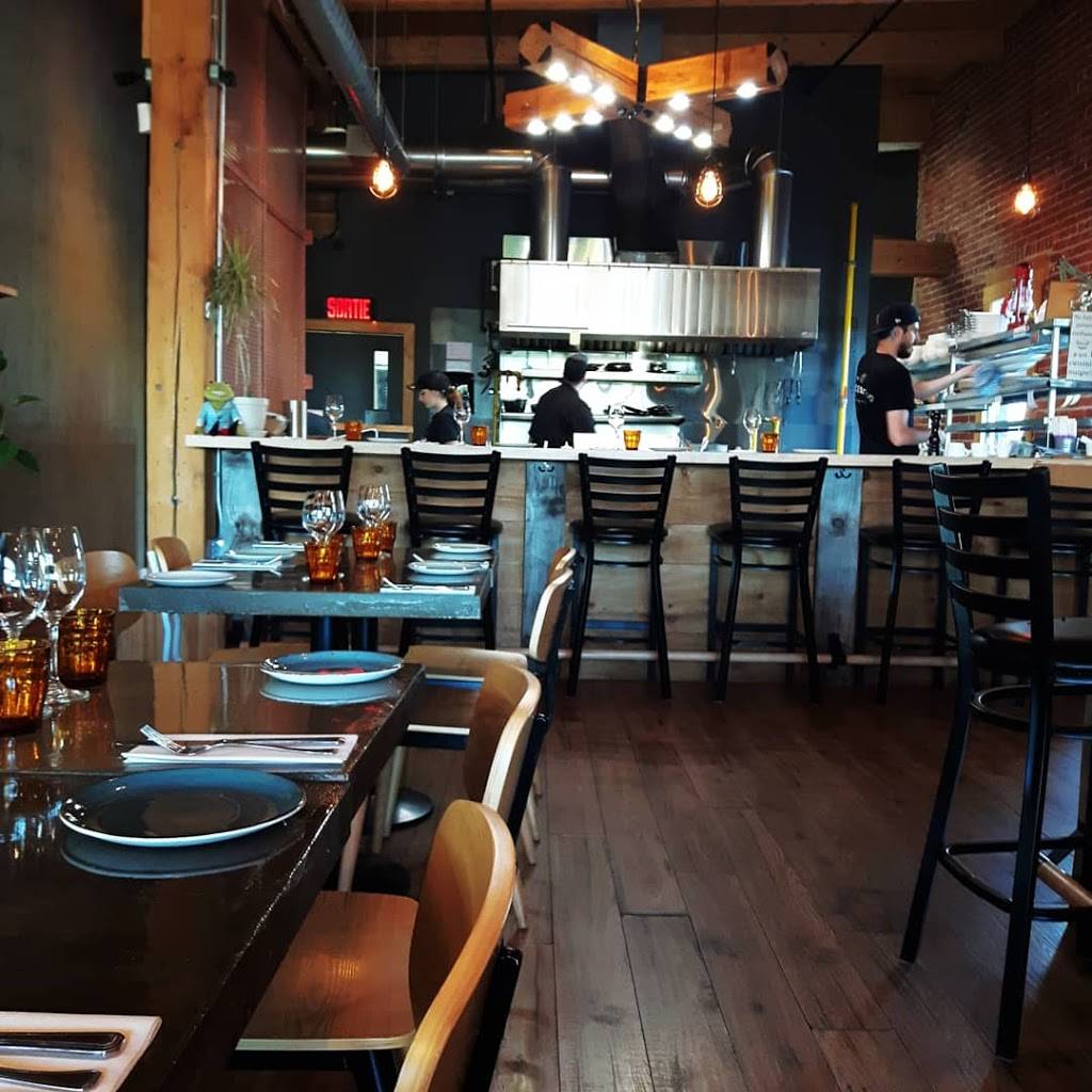 Le Esmond | restaurant | 231 Rue Saint Charles S, Granby, QC J2G 9M6, Canada | 4503727727 OR +1 450-372-7727