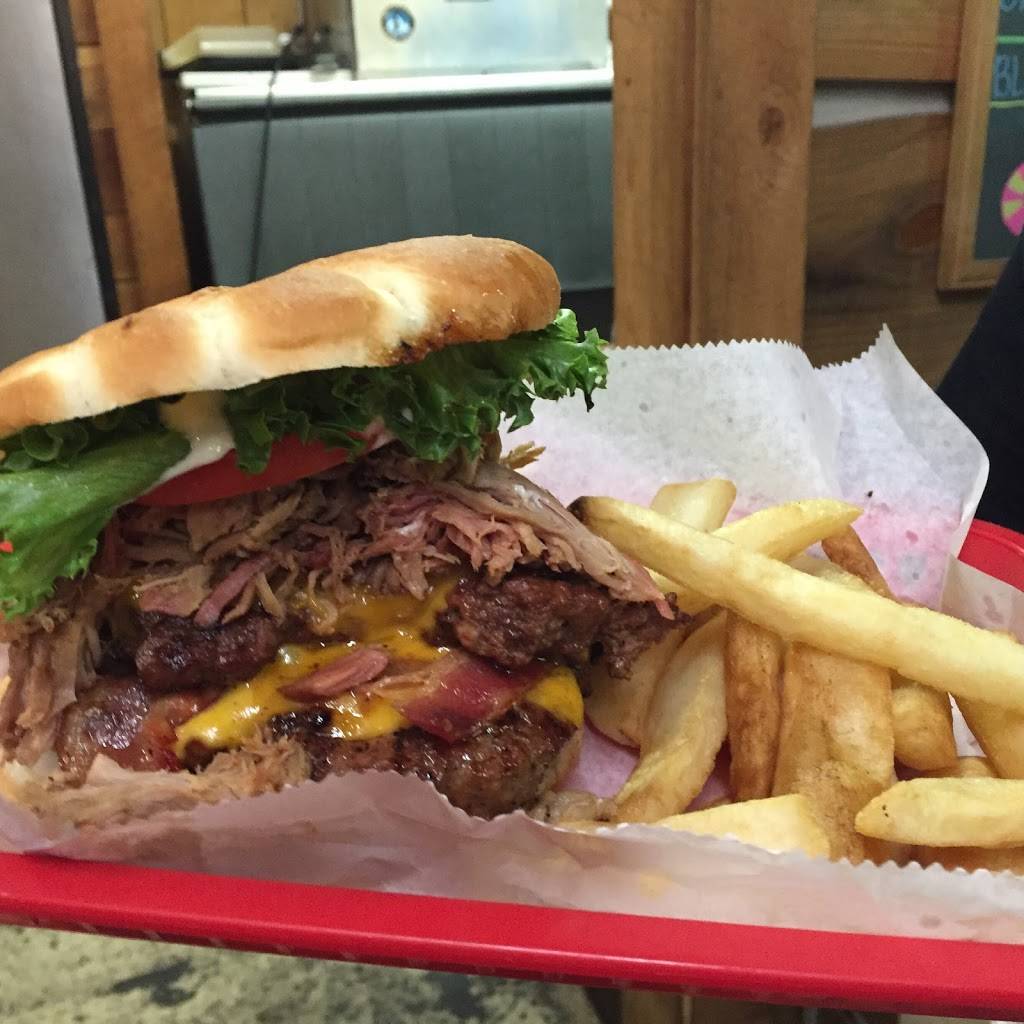 Paradise Grill | restaurant | 9234 US-51, Atoka, TN 38004, USA | 9018374582 OR +1 901-837-4582