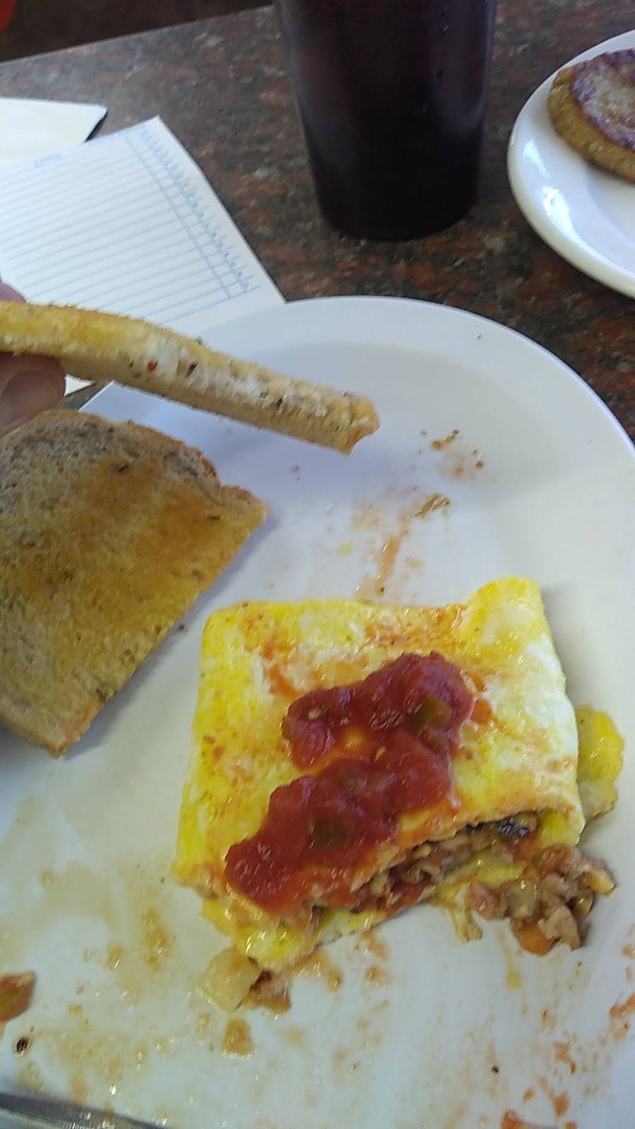 Moores Restaurant | restaurant | 7309 Old St Louis Rd, Belleville, IL 62223, USA | 6183978271 OR +1 618-397-8271