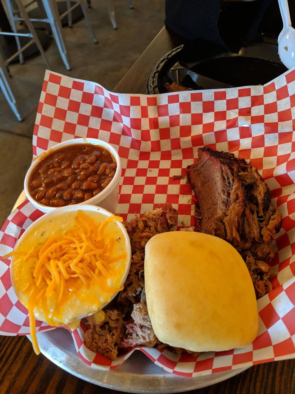 The Smokin Pig - Highway 81 | restaurant | 1696 Evergreen Rd, Anderson, SC 29621, USA | 8643592277 OR +1 864-359-2277
