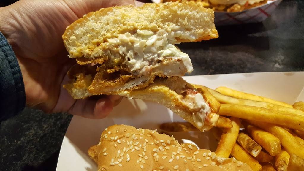 Mr. Broast MG | restaurant | 7947 Golf Rd, Morton Grove, IL 60053, USA | 8479652422 OR +1 847-965-2422