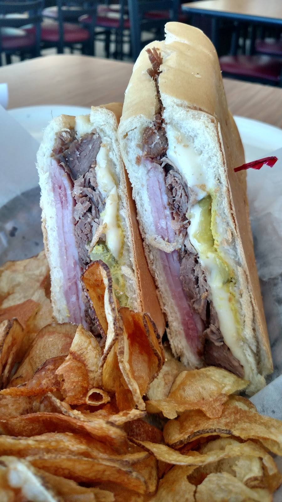 Habanos Oceanfront Dining | restaurant | 73510 Overseas Hwy, Islamorada, FL 33036, USA | 3055176313 OR +1 305-517-6313