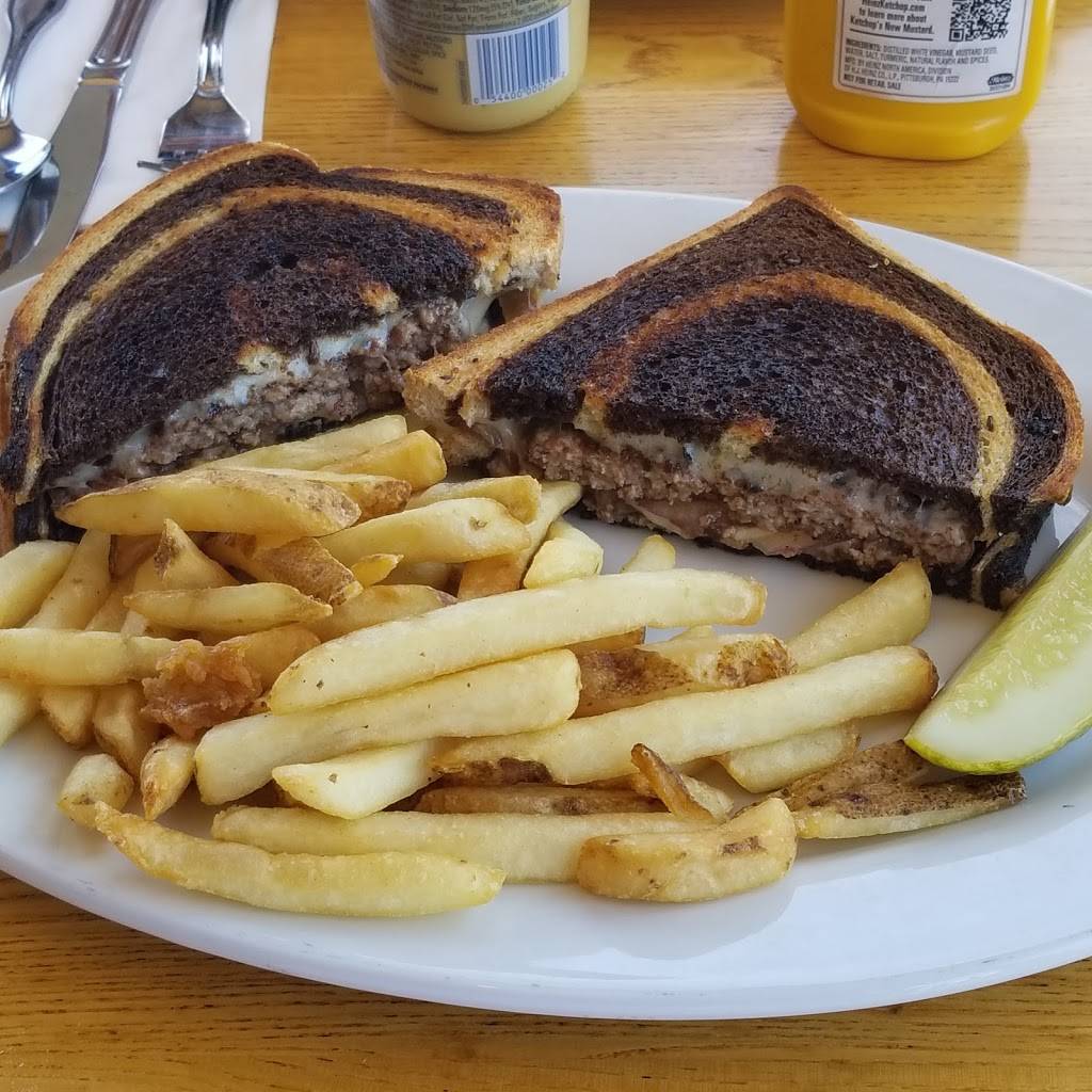 Wharf House Restaurant | restaurant | 1400 Wharf Rd, Capitola, CA 95010, USA | 8314763534 OR +1 831-476-3534