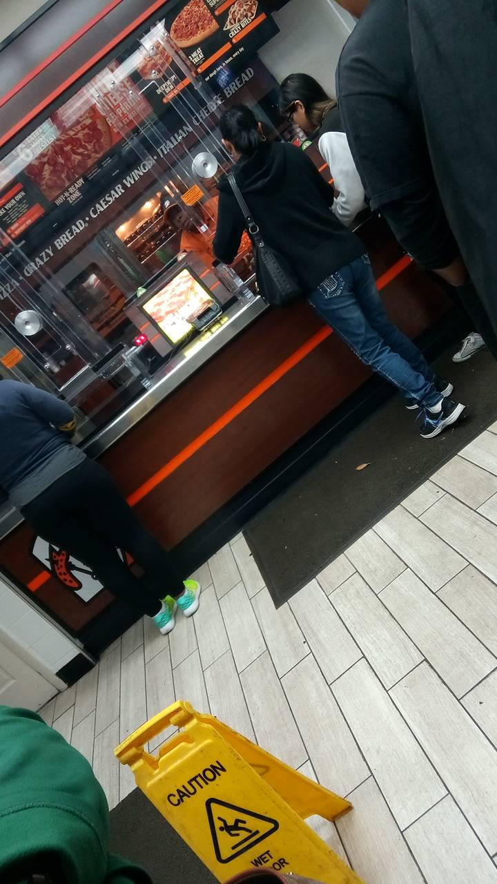 Little Caesars Pizza | meal takeaway | 9230 W Capitol Dr, Milwaukee, WI 53222, USA | 4144389000 OR +1 414-438-9000