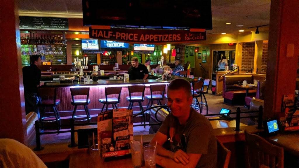 Applebees Grill + Bar | restaurant | 2221 W Stewart Ave, Wausau, WI 54401, USA | 7158481110 OR +1 715-848-1110