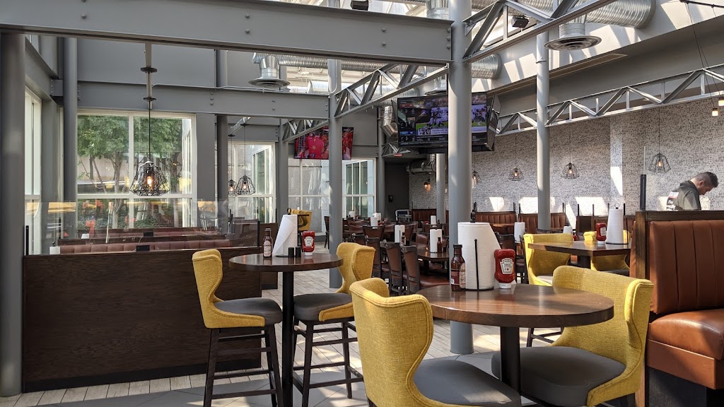 Burnt End BBQ in Crown Center | restaurant | 2450 Grand Blvd #130, Kansas City, MO 64108, USA | 8166010444 OR +1 816-601-0444