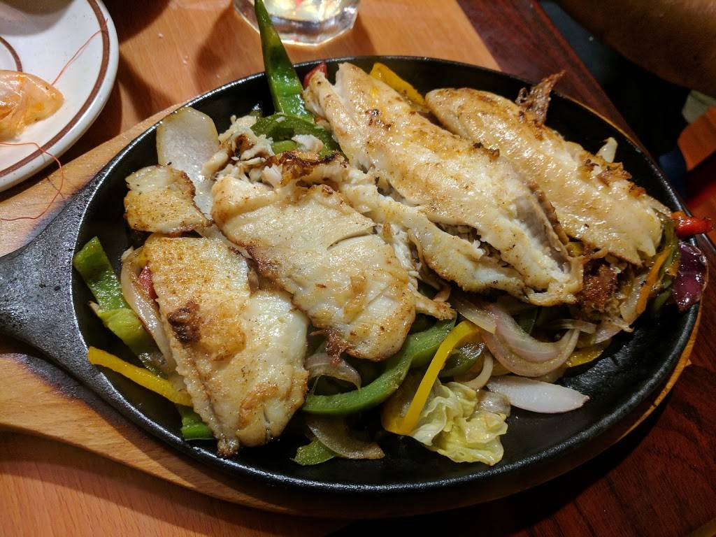 Casa Blanca Restaurant | restaurant | 3658, 66370 Pierson Blvd, Desert Hot Springs, CA 92240, USA | 7602515922 OR +1 760-251-5922