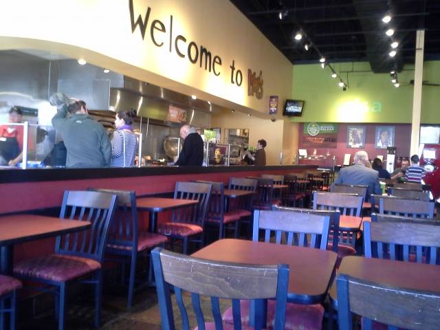 Moes Southwest Grill | restaurant | 465 N Germantown Pkwy, Cordova, TN 38018, USA | 9017375058 OR +1 901-737-5058