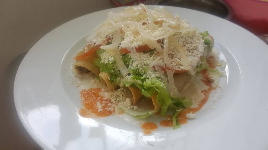 Antojitos Mercy | restaurant | Villa del Campo, Baja California, Mexico | 016651315542 OR +52 665 131 5542