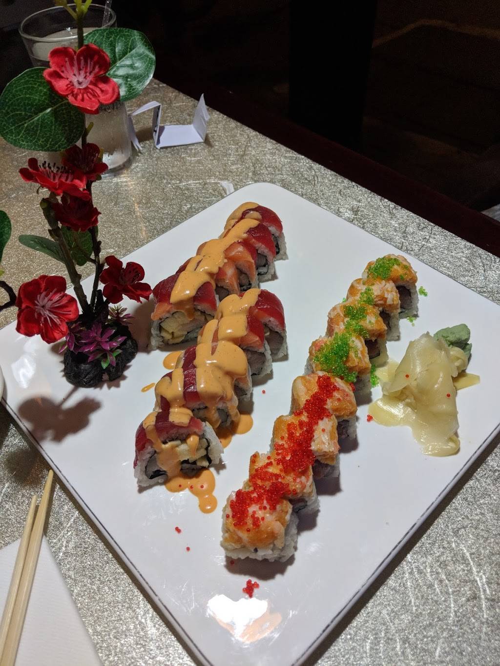 Sushi Planet | restaurant | 624 S 3rd St, Philadelphia, PA 19147, USA | 2159225000 OR +1 215-922-5000